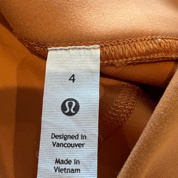 Lululemon InStill High Rise 25” size 4 - Picture 5 of 6